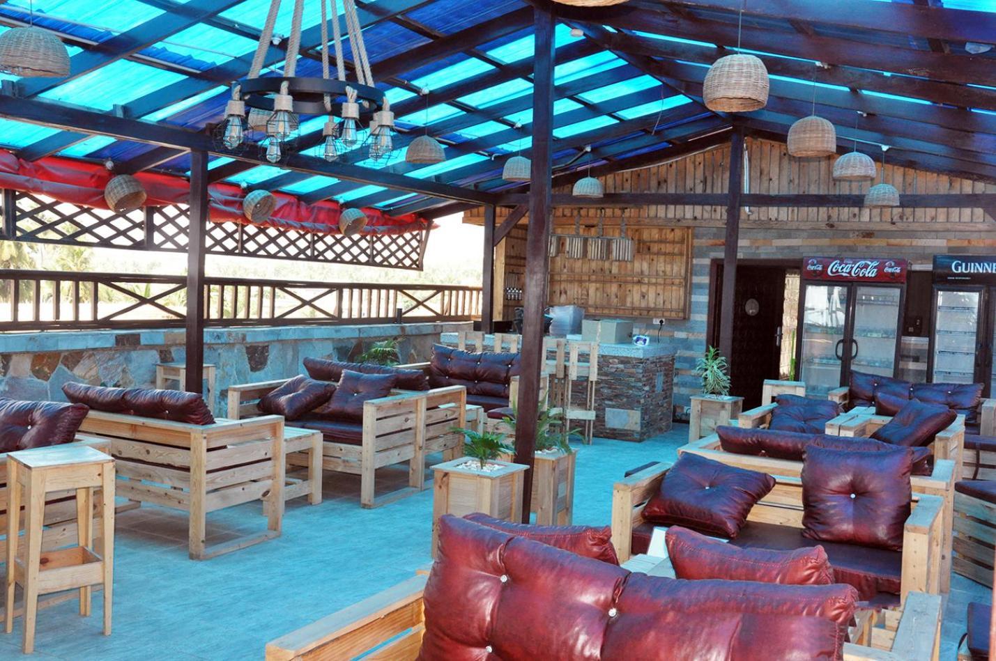 Ocean6 Hotel Kokrobite Exterior photo